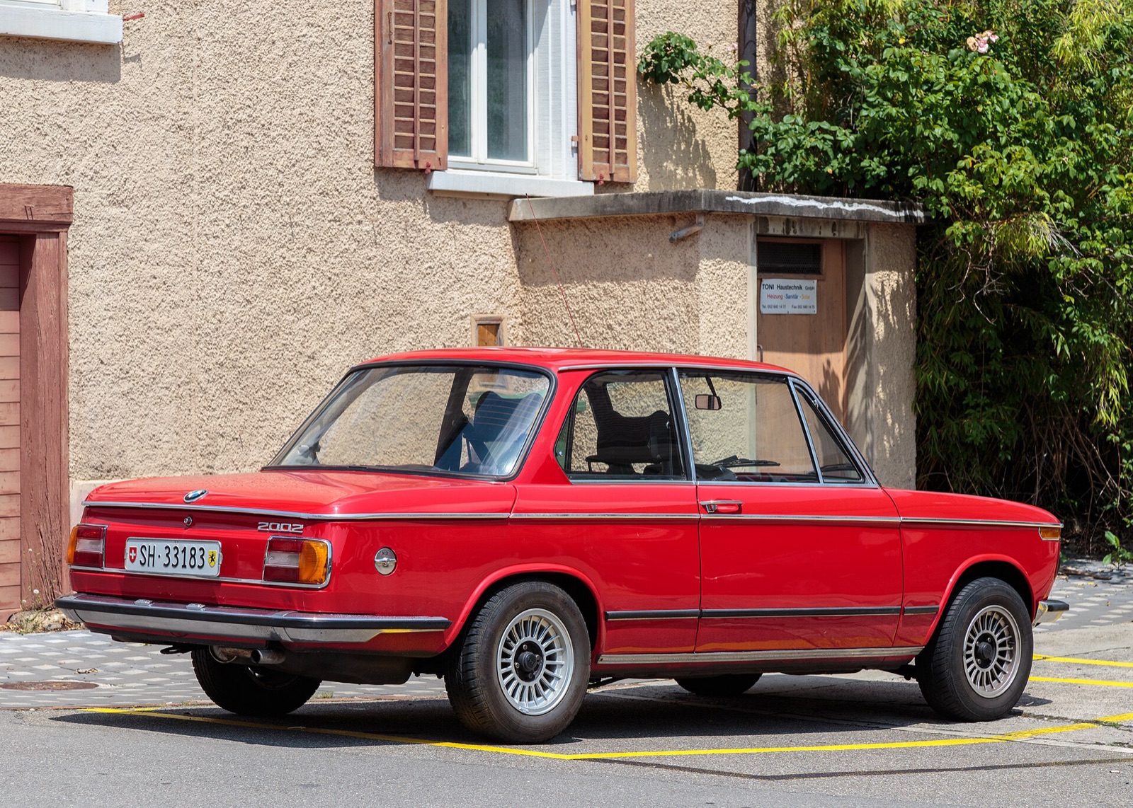 BMW 2002 — 2002