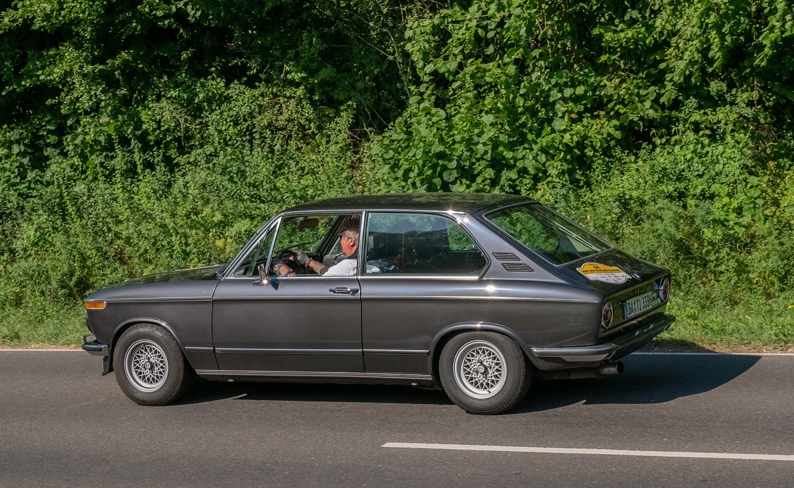BMW 2002 — Touring
