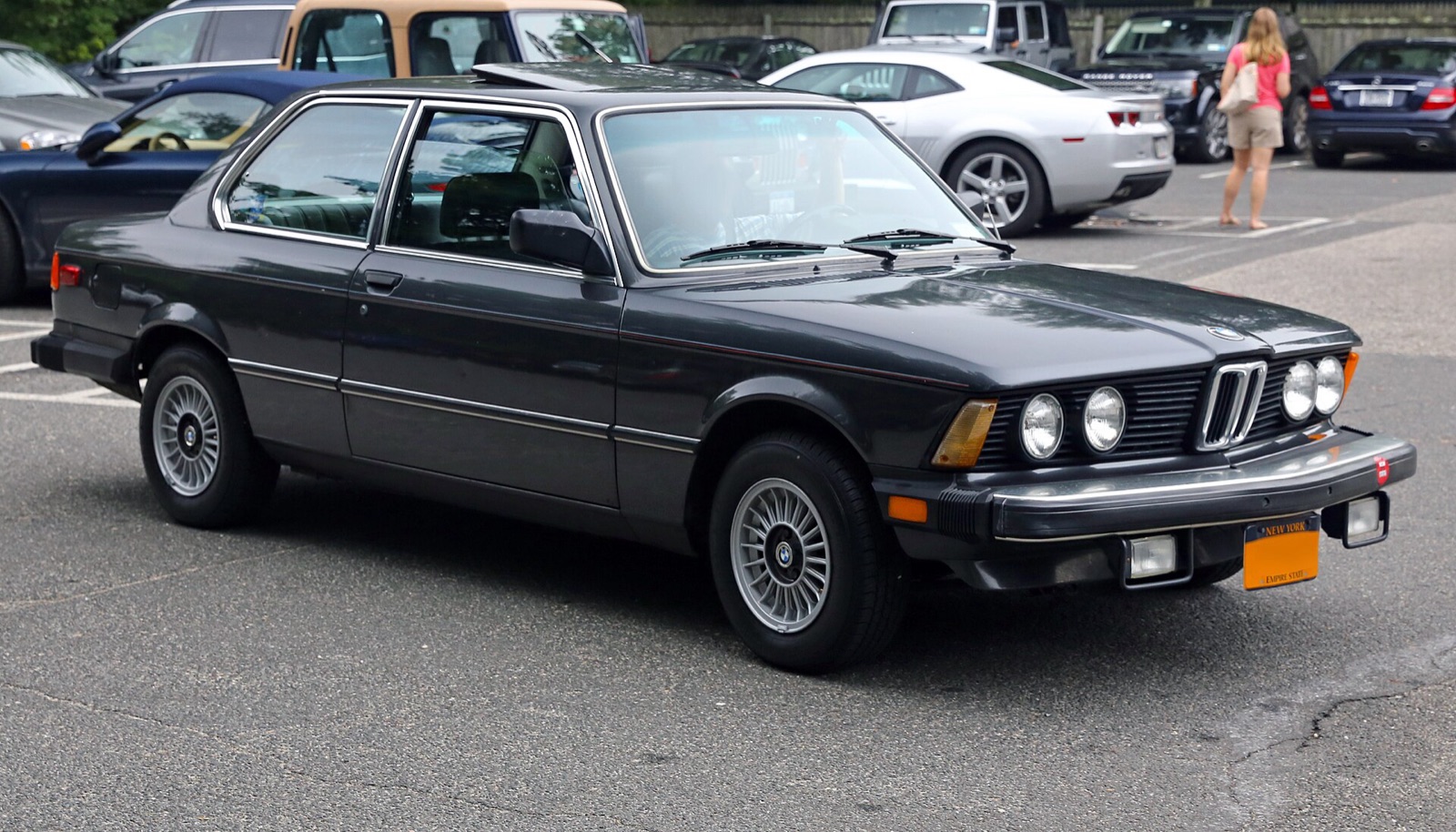 BMW 3 Series (E21) — 320i